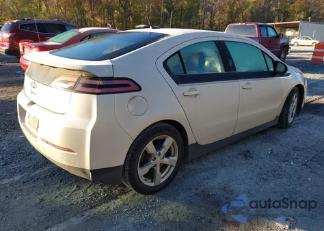 2013 Chevrolet Volt from USA, damaged, VIN 1G1RB6E42DU145810